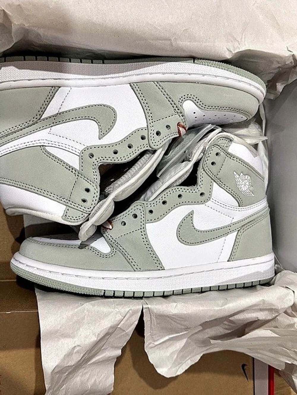 Nike Air Jordan 1 Retro High OG High Top Green White Seafoam US 6.5